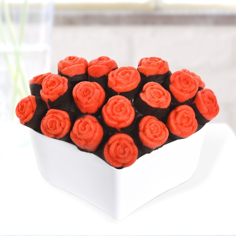 Lezzetli Kalp Gül Kekleri