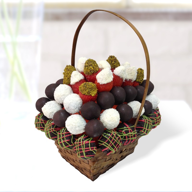 Çilekli Çikolata Sepeti