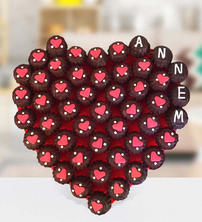 Kalbimden Anneme Çikolata